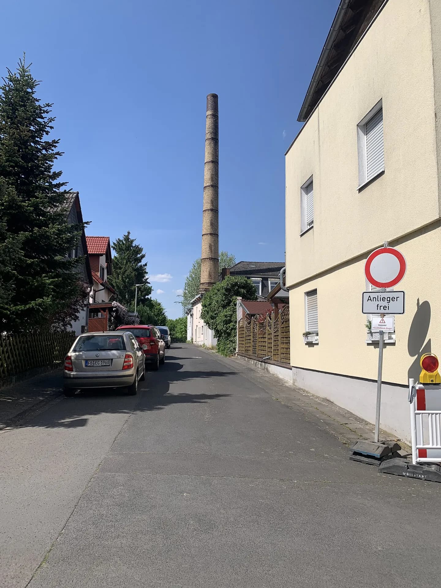Schornstein der alten Molkerei in Nieder-Wöllstadt