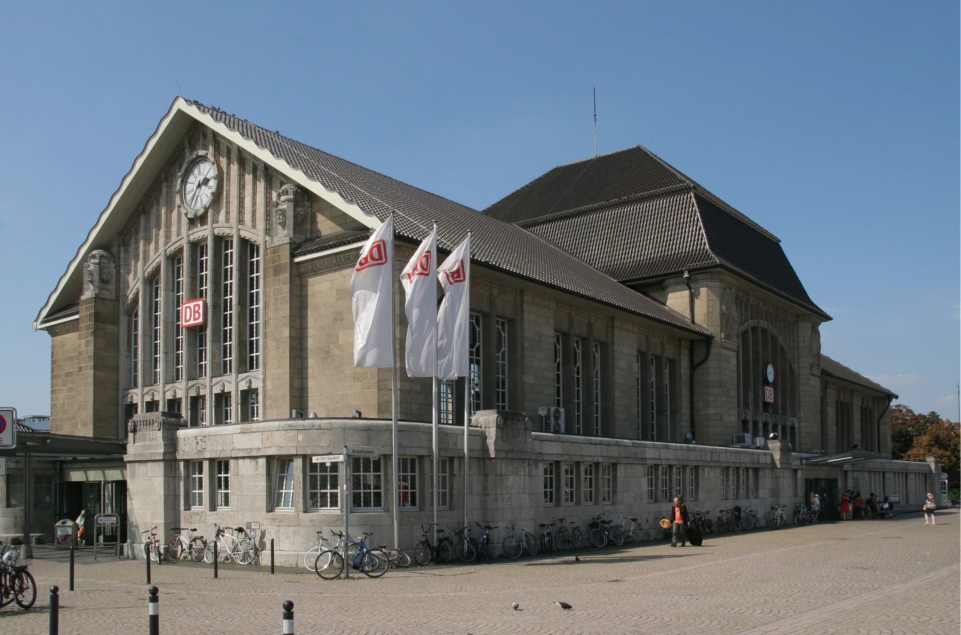 Hauptbahnhof Darmstadt
