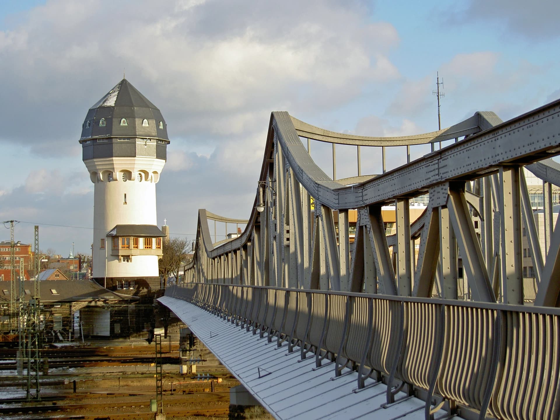 Wasserturm am Hauptbahnhof in Darmstadt